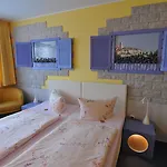 Themen Terrassen Cafe Szálloda Bad Münder am Deister