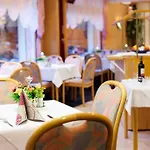 Themen Terrassen Cafe Szálloda