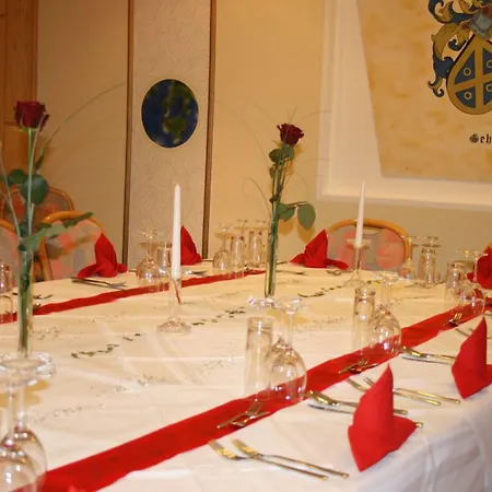 Themen Terrassen Cafe Szálloda 3*